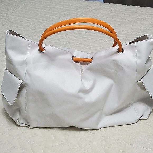 White tote - Picture 1 of 6